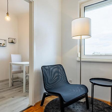 New With A View - Modern Studio Wien Eksteriør bilde