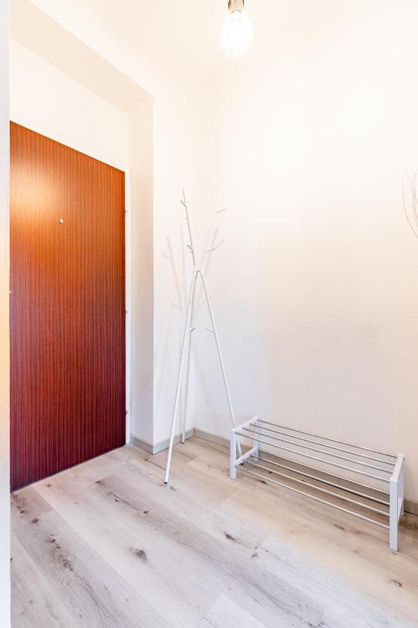 New With A View - Modern Studio Wien Eksteriør bilde